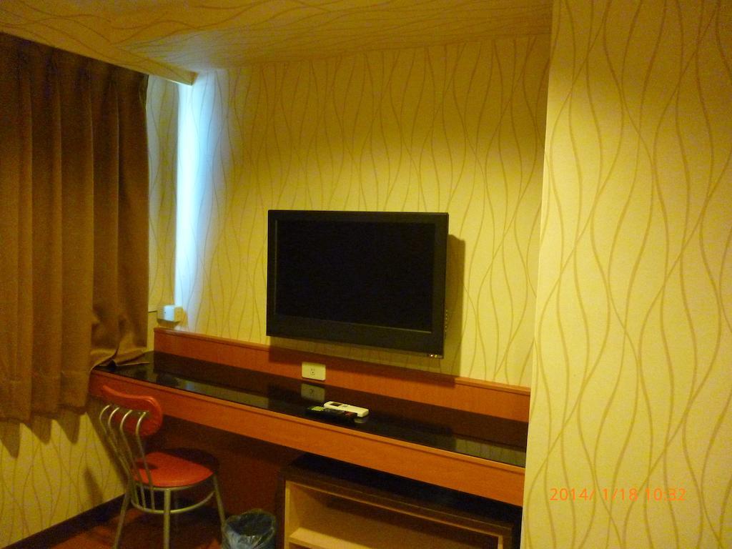 Sunwise Hotel Kaohsiung Esterno foto