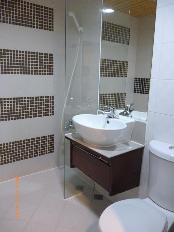 Sunwise Hotel Kaohsiung Esterno foto